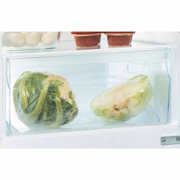 Whirlpool Built in Fridge Freezer ART 6500